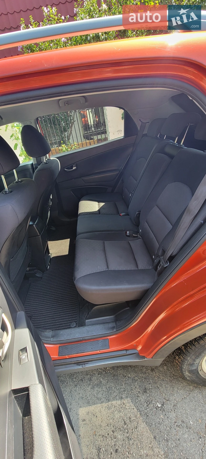 2012 SsangYong Korando - мініатюра 18