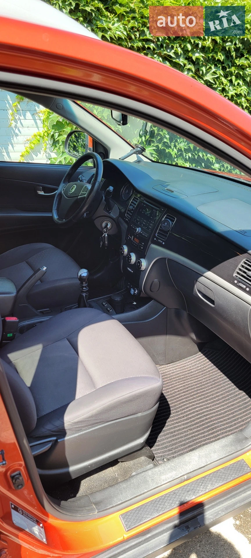 2012 SsangYong Korando - мініатюра 15