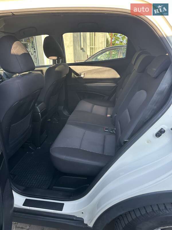 Внедорожник / Кроссовер SsangYong Korando 2013 в Ровно фото 13 Внедорожник / Кроссовер SsangYong Korando 2013 в Ровно