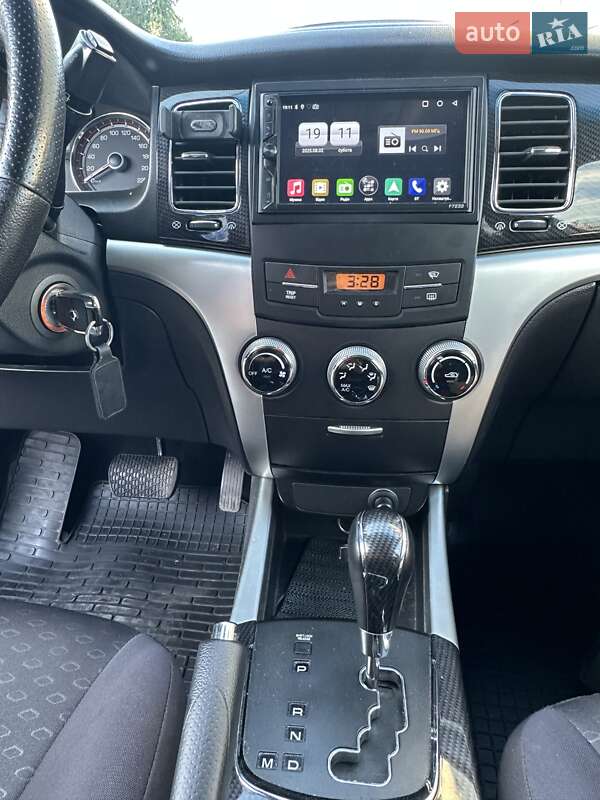 Внедорожник / Кроссовер SsangYong Korando 2013 в Ровно фото 14 Внедорожник / Кроссовер SsangYong Korando 2013 в Ровно