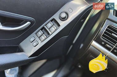 Внедорожник / Кроссовер SsangYong Korando 2013 в 