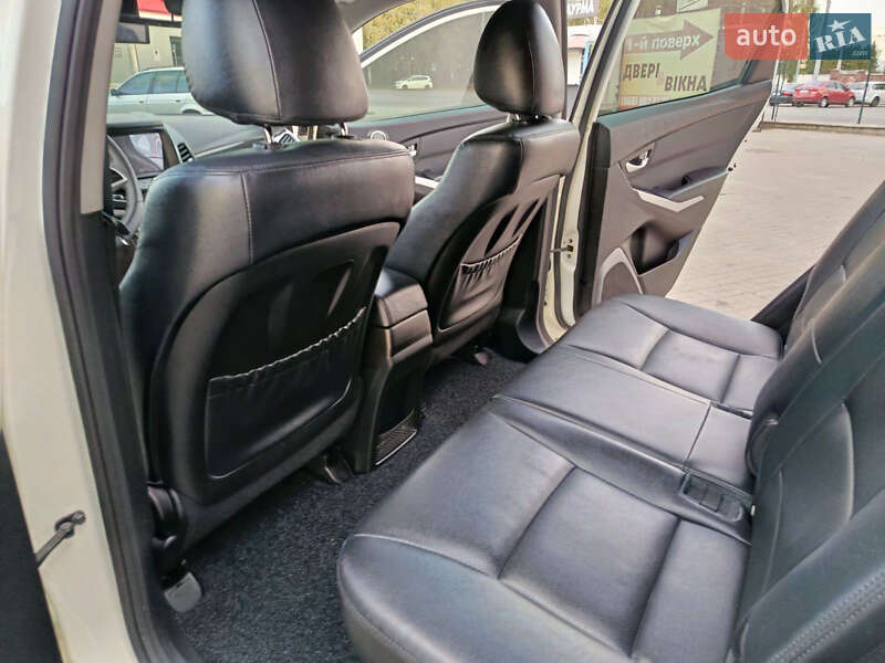 Внедорожник / Кроссовер SsangYong Korando 2017 в Ровно