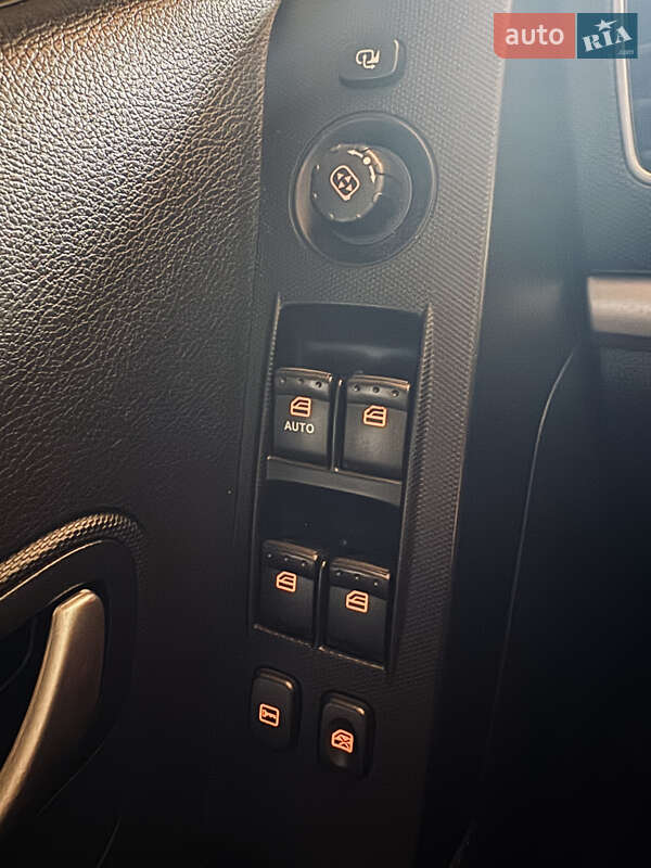 Позашляховик / Кросовер SsangYong Korando 2011 в Києві