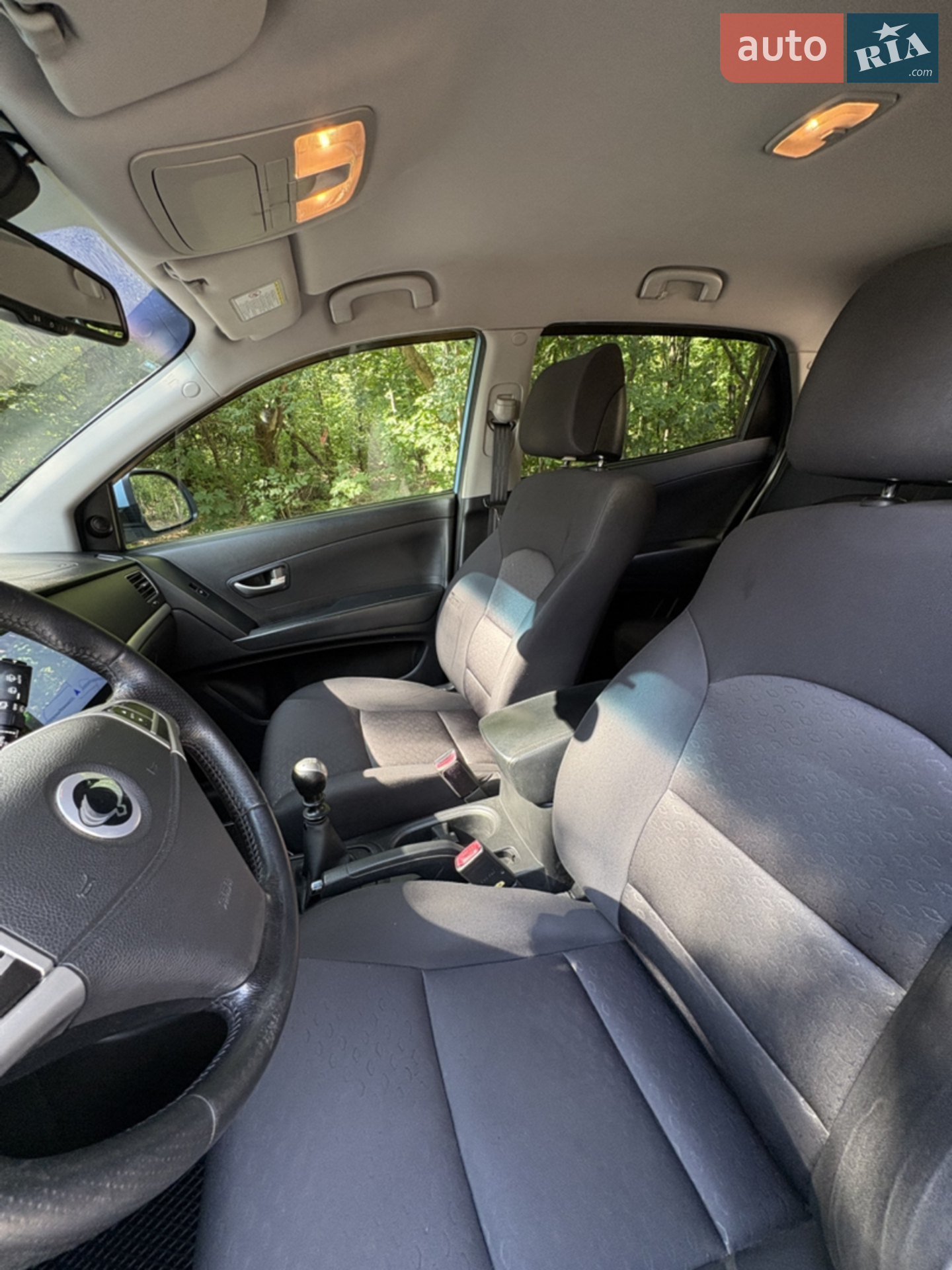 2011 SsangYong Korando - мініатюра 24