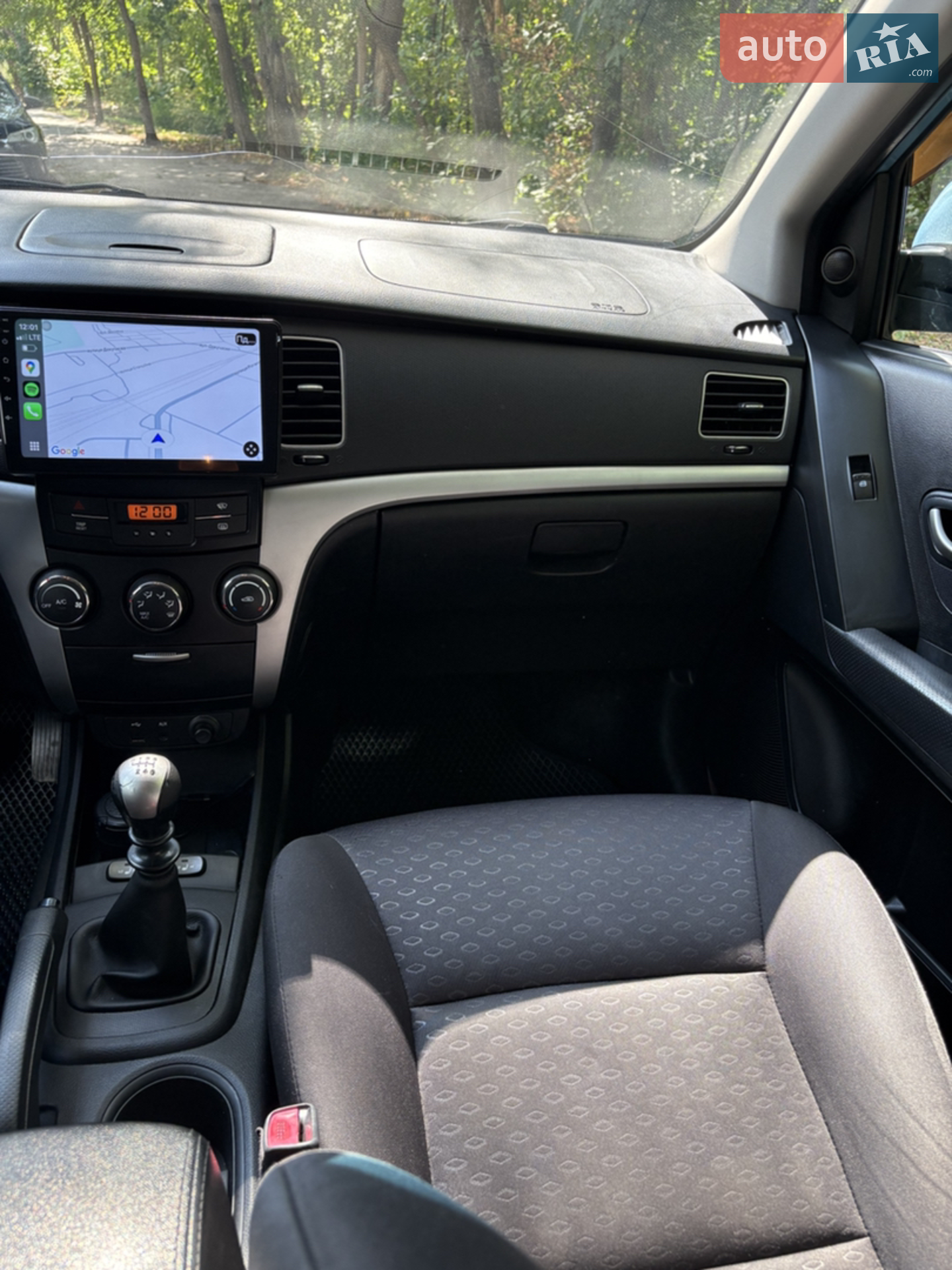 2011 SsangYong Korando - мініатюра 27
