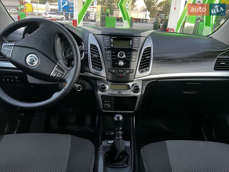 Внедорожник / Кроссовер SsangYong Korando 2014 в Днепре