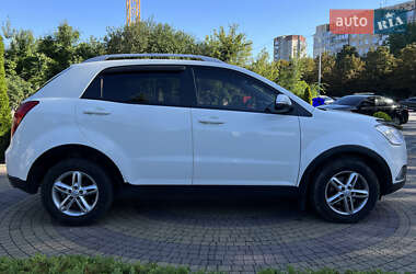 Позашляховик / Кросовер SsangYong Korando 2013 в 