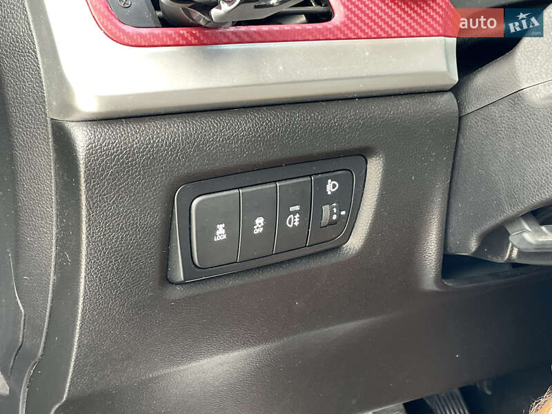 Внедорожник / Кроссовер SsangYong Korando 2014 в Киеве