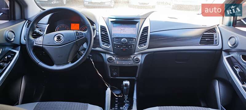 Позашляховик / Кросовер SsangYong Korando 2014 в Києві