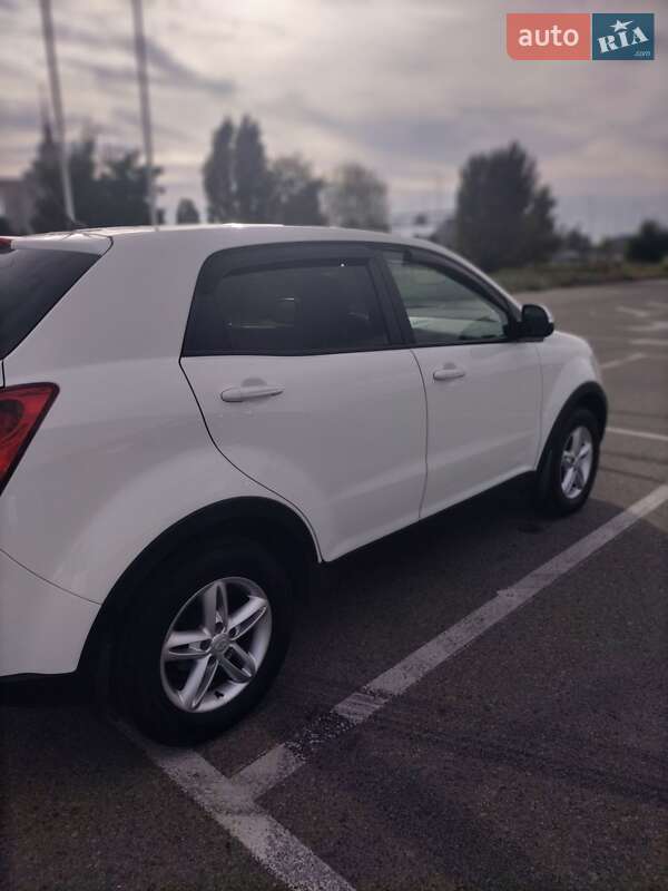 Внедорожник / Кроссовер SsangYong Korando 2013 в Киеве
