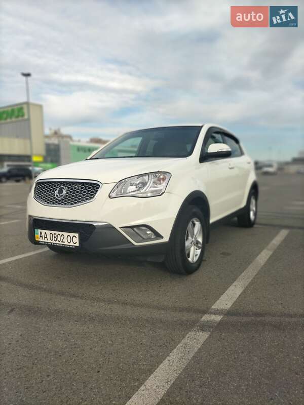 Внедорожник / Кроссовер SsangYong Korando 2013 в Киеве