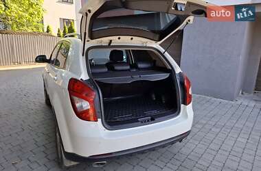 Внедорожник / Кроссовер SsangYong Korando 2013 в 