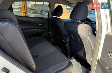Внедорожник / Кроссовер SsangYong Korando 2013 в 