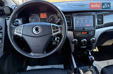 Внедорожник / Кроссовер SsangYong Korando 2013 в 