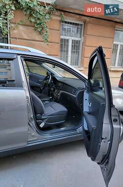 Позашляховик / Кросовер SsangYong Korando 2011 в 