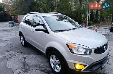 Позашляховик / Кросовер SsangYong Korando 2014 в 