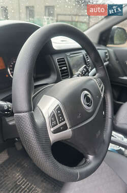 Позашляховик / Кросовер SsangYong Korando 2011 в 