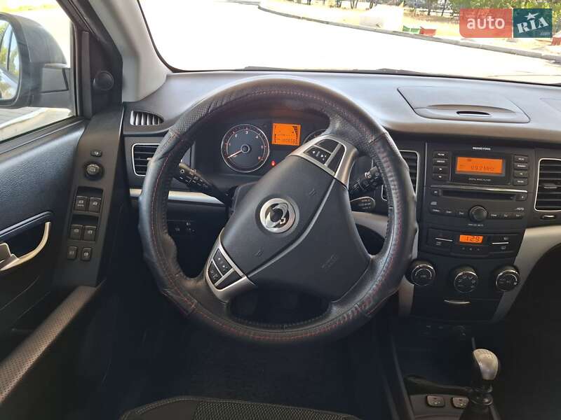 Внедорожник / Кроссовер SsangYong Korando 2011 в Николаеве