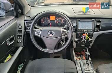 Внедорожник / Кроссовер SsangYong Korando 2013 в 