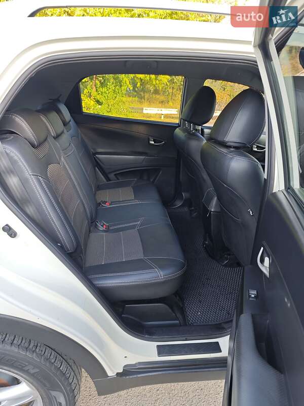 Позашляховик / Кросовер SsangYong Korando 2012 в Дніпрі фото 13 Позашляховик / Кросовер SsangYong Korando 2012 в Дніпрі