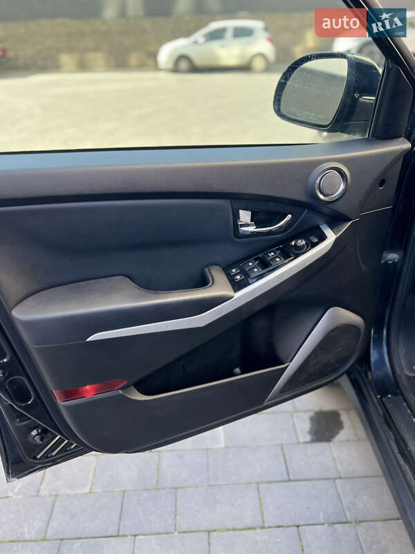 Внедорожник / Кроссовер SsangYong Korando 2014 в Ивано-Франковске фото 17 Внедорожник / Кроссовер SsangYong Korando 2014 в Ивано-Франковске