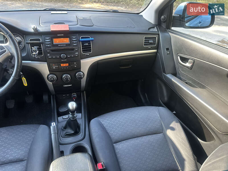 Позашляховик / Кросовер SsangYong Korando 2011 в Києві фото 12 Позашляховик / Кросовер SsangYong Korando 2011 в Києві