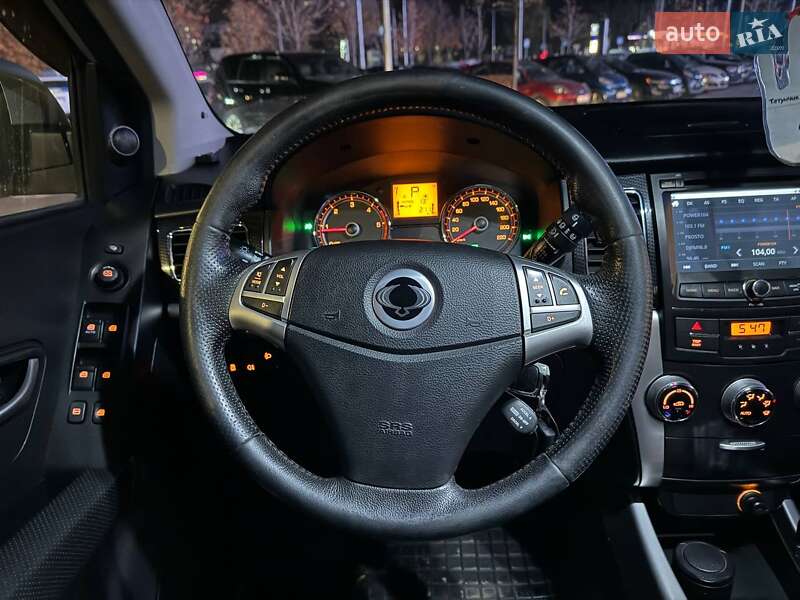 Внедорожник / Кроссовер SsangYong Korando 2013 в Киеве