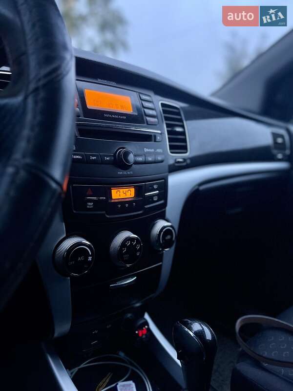 Позашляховик / Кросовер SsangYong Korando 2012 в Ужгороді