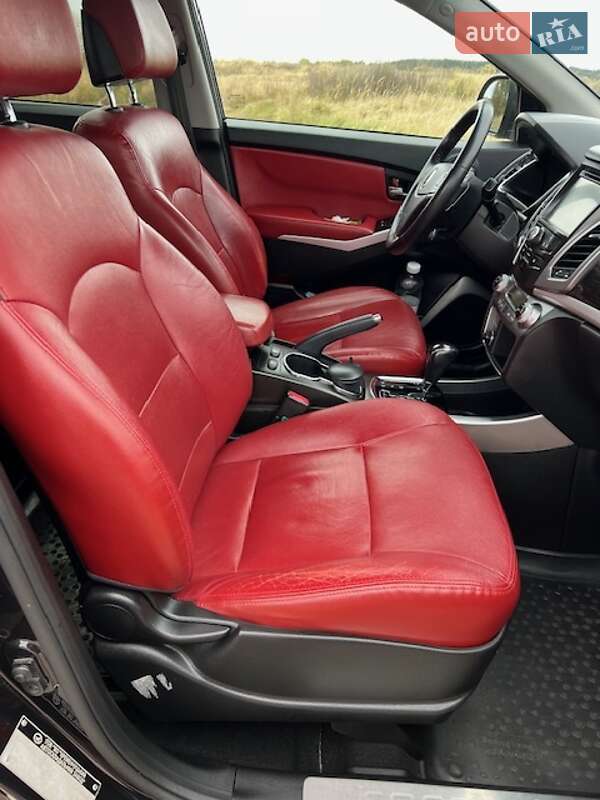 Позашляховик / Кросовер SsangYong Korando 2014 в Чернігові