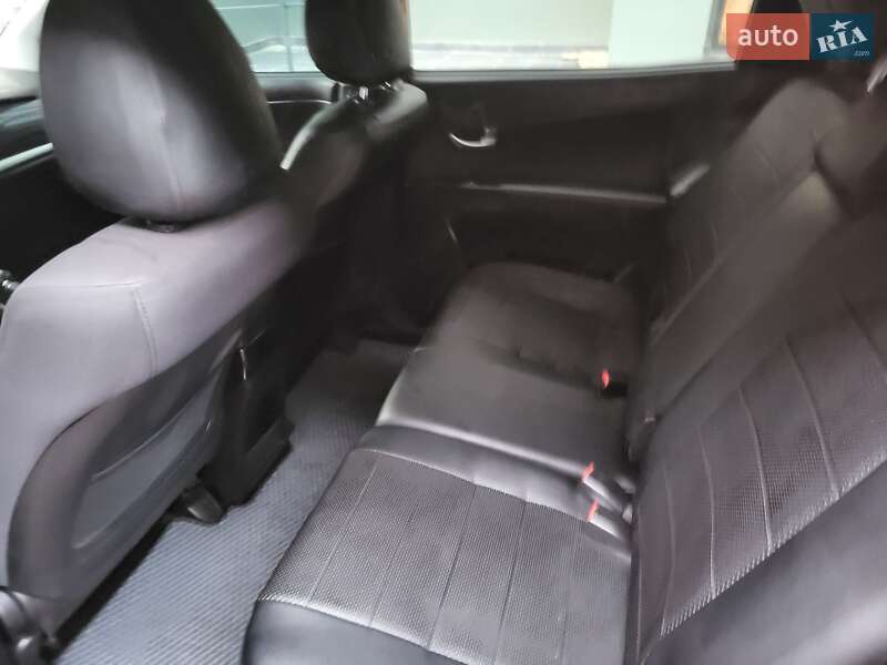 Внедорожник / Кроссовер SsangYong Korando 2013 в Черкассах фото 26 Внедорожник / Кроссовер SsangYong Korando 2013 в Черкассах