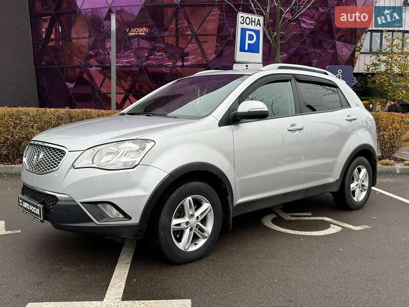 Позашляховик / Кросовер SsangYong Korando 2013 в Києві