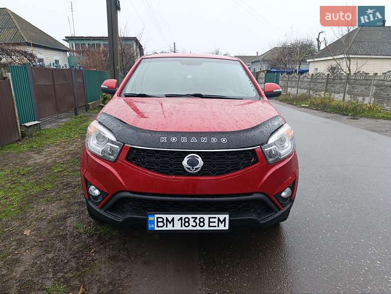 Позашляховик / Кросовер SsangYong Korando 2014 в Конотопі