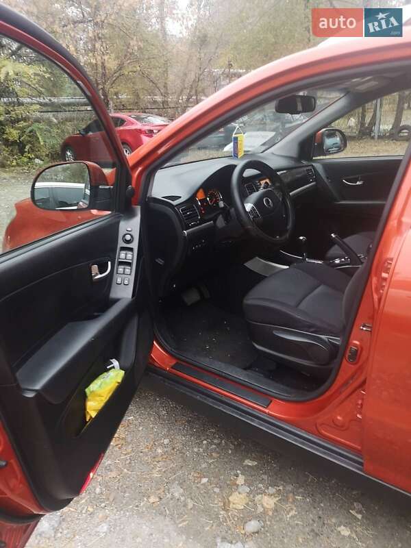 Внедорожник / Кроссовер SsangYong Korando 2012 в Днепре