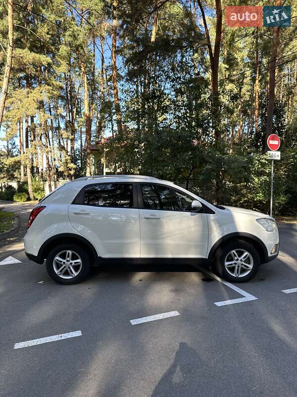 Позашляховик / Кросовер SsangYong Korando 2012 в Білогородці