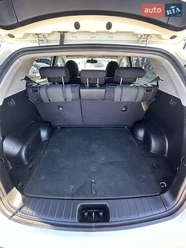 Позашляховик / Кросовер SsangYong Korando 2012 в Білогородці