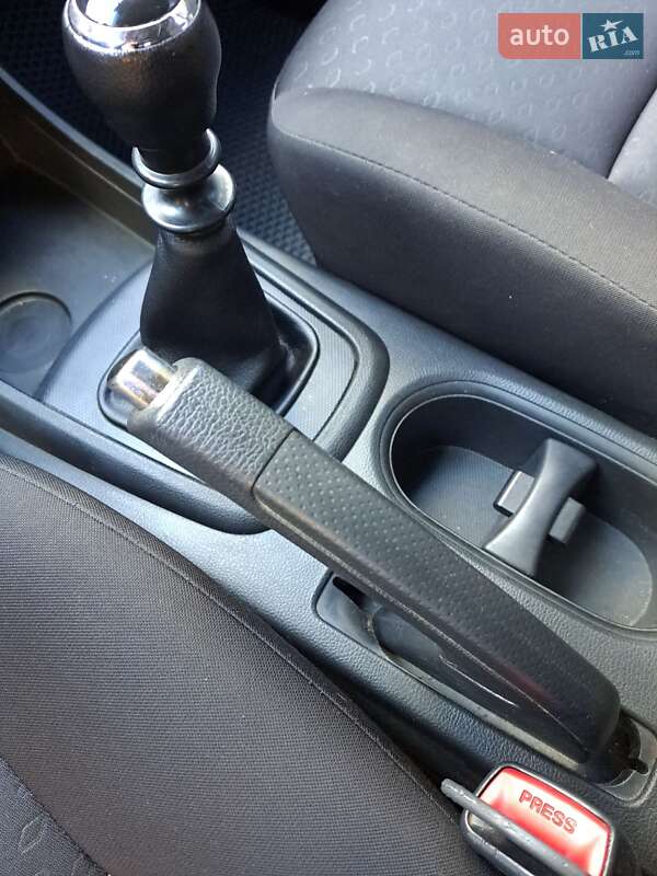 Внедорожник / Кроссовер SsangYong Korando 2013 в Луцке фото 9 Внедорожник / Кроссовер SsangYong Korando 2013 в Луцке