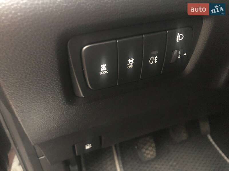 Позашляховик / Кросовер SsangYong Korando 2014 в Одесі фото 19 Позашляховик / Кросовер SsangYong Korando 2014 в Одесі