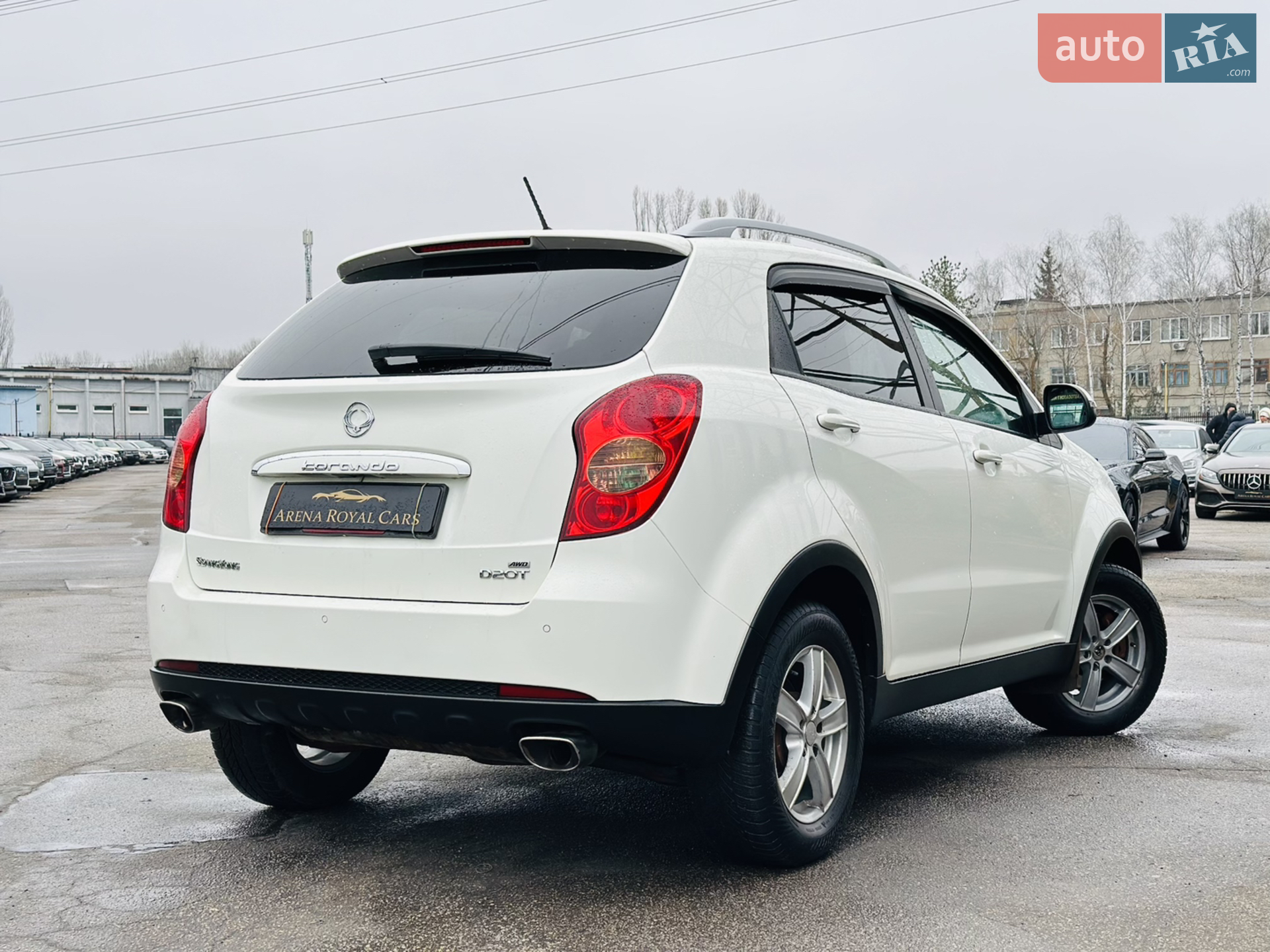 2011 SsangYong Korando - мініатюра 2