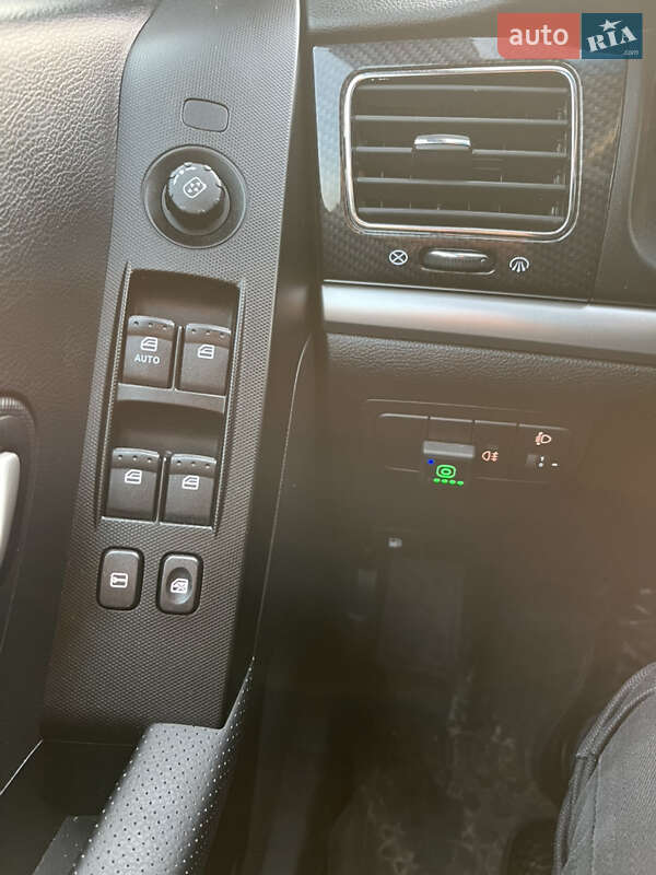 Внедорожник / Кроссовер SsangYong Korando 2013 в Киеве фото 6 Внедорожник / Кроссовер SsangYong Korando 2013 в Киеве