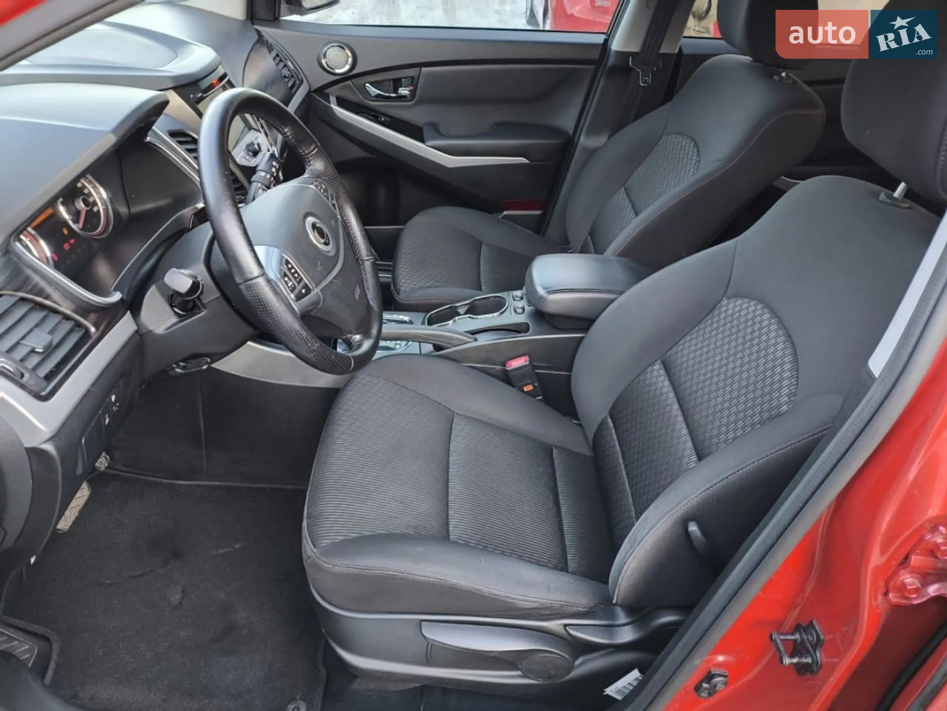 2014 SsangYong Korando - мініатюра 3