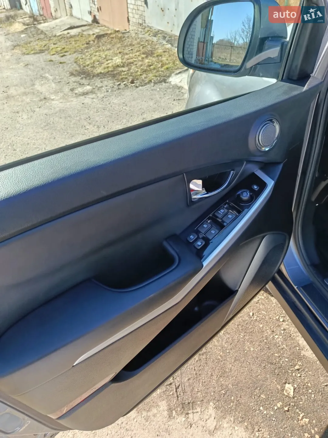 2014 SsangYong Korando - мініатюра 7