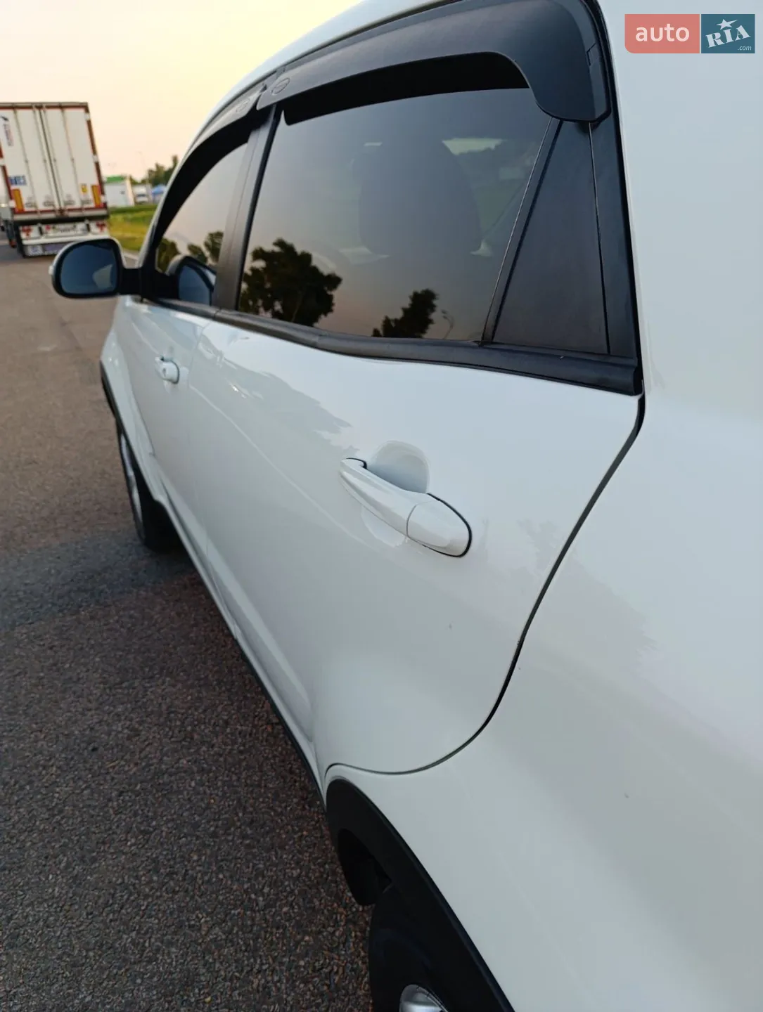 2012 SsangYong Korando - мініатюра 4