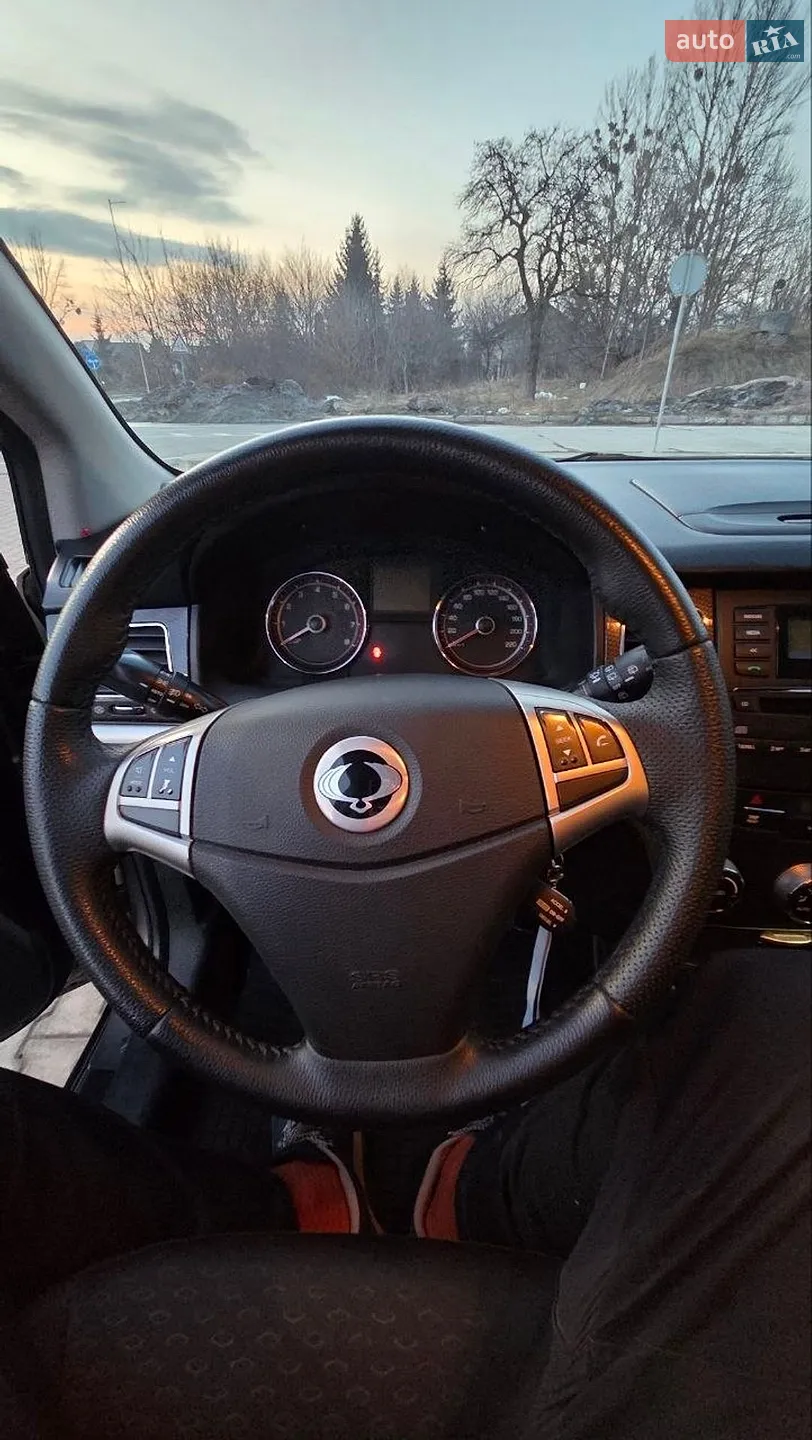 2012 SsangYong Korando - мініатюра 16