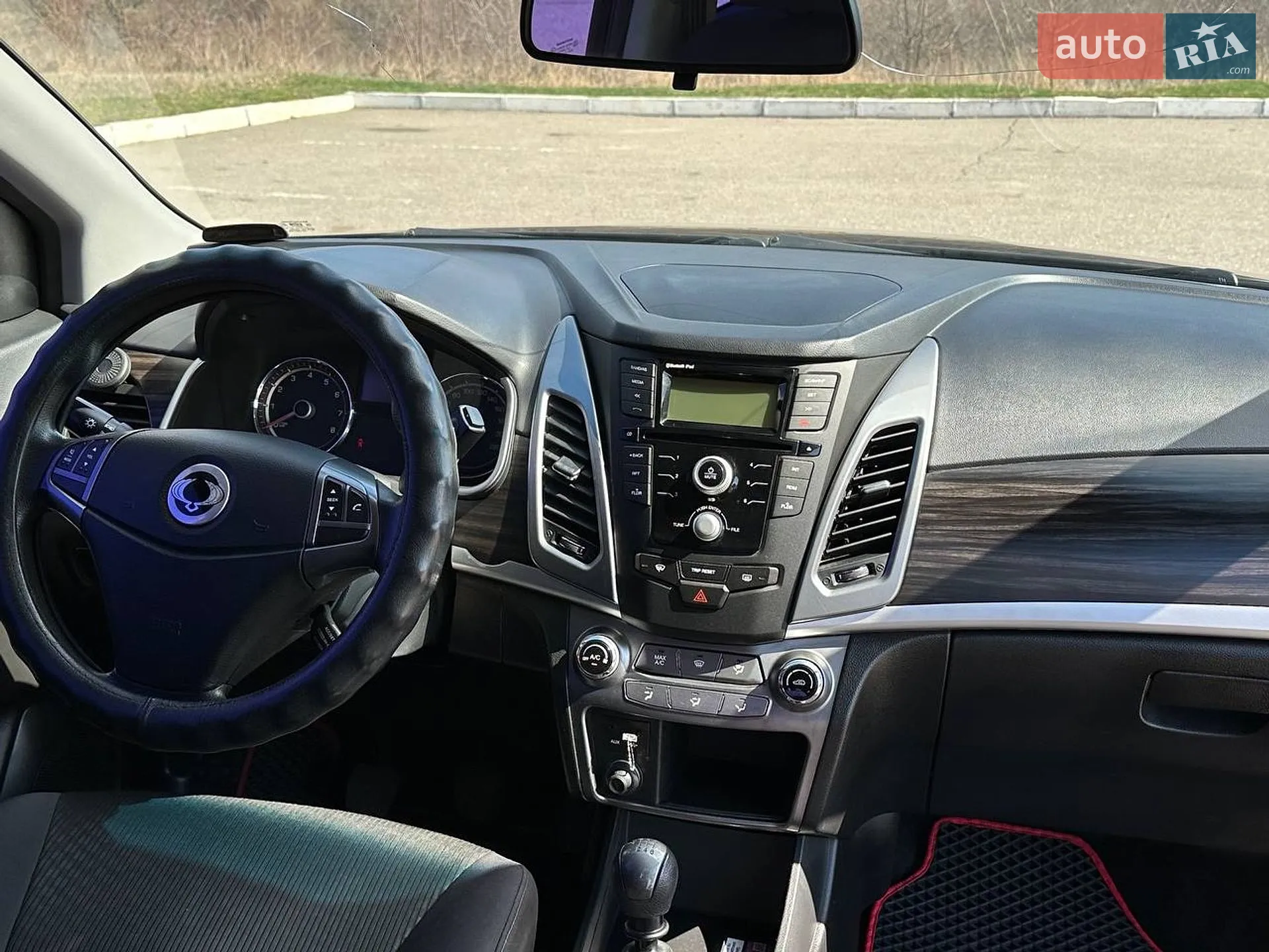 2014 SsangYong Korando - мініатюра 17