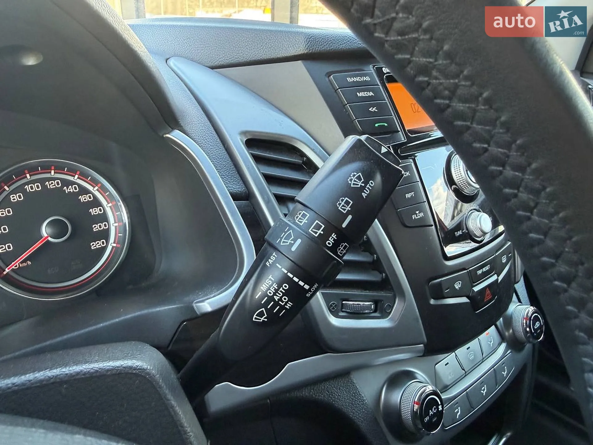 2013 SsangYong Korando - мініатюра 21