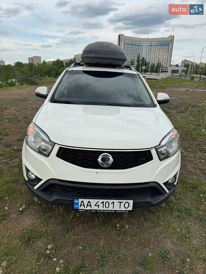 2013 SsangYong Korando - мініатюра 8