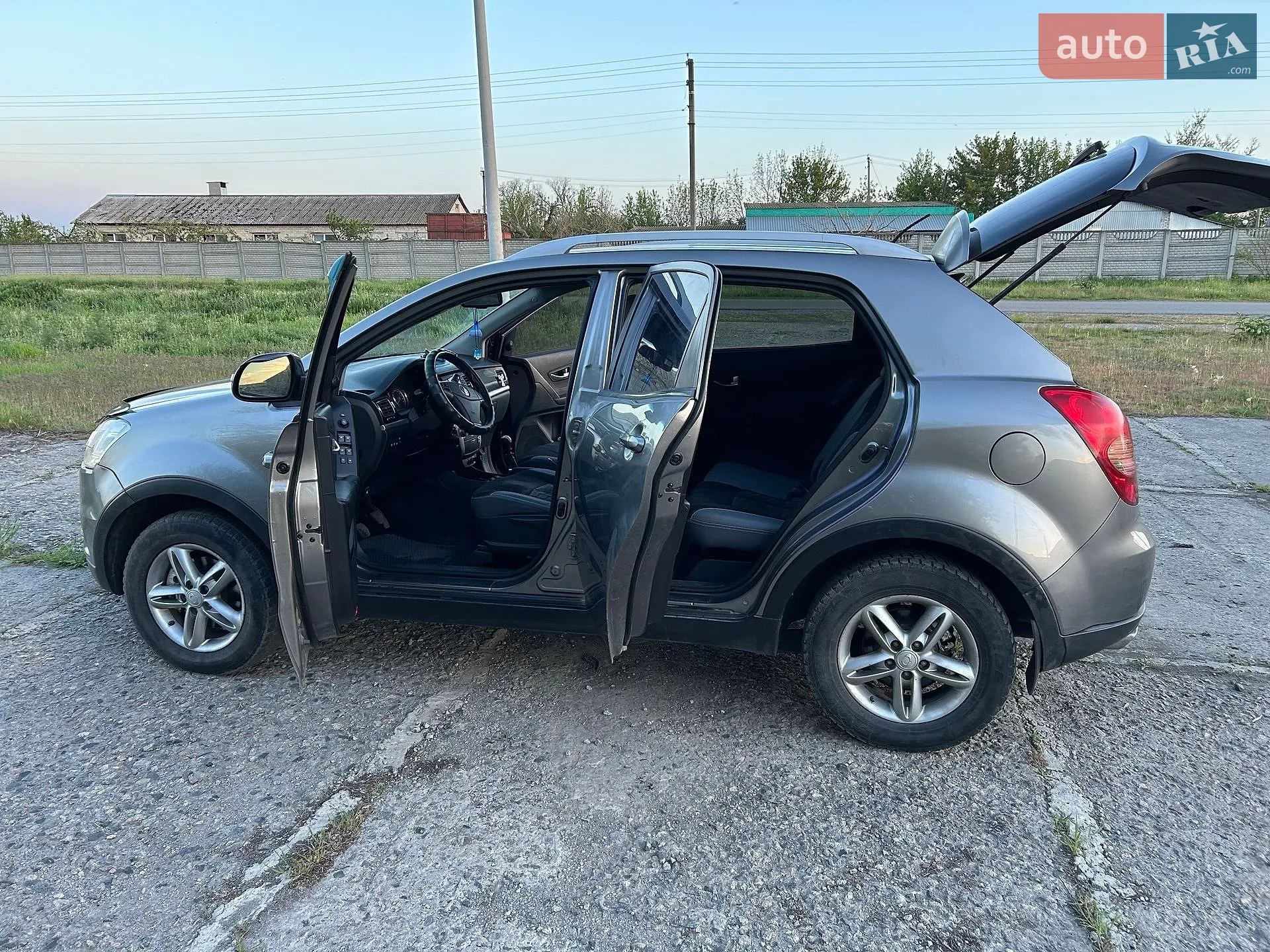 2012 SsangYong Korando - мініатюра 4