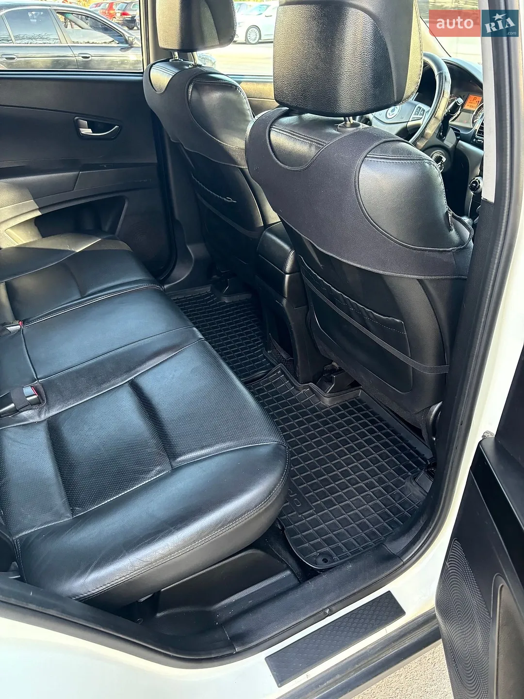 2013 SsangYong Korando - мініатюра 7