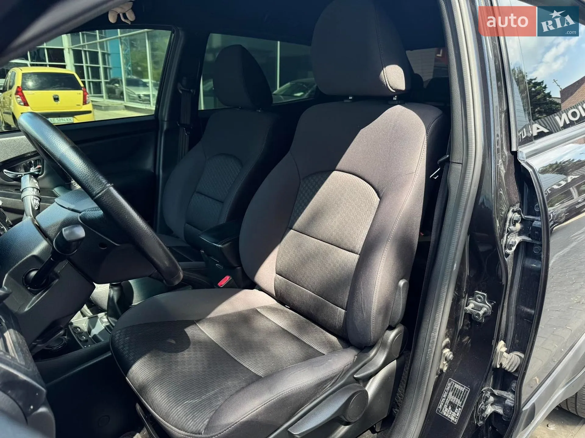 2014 SsangYong Korando - мініатюра 14