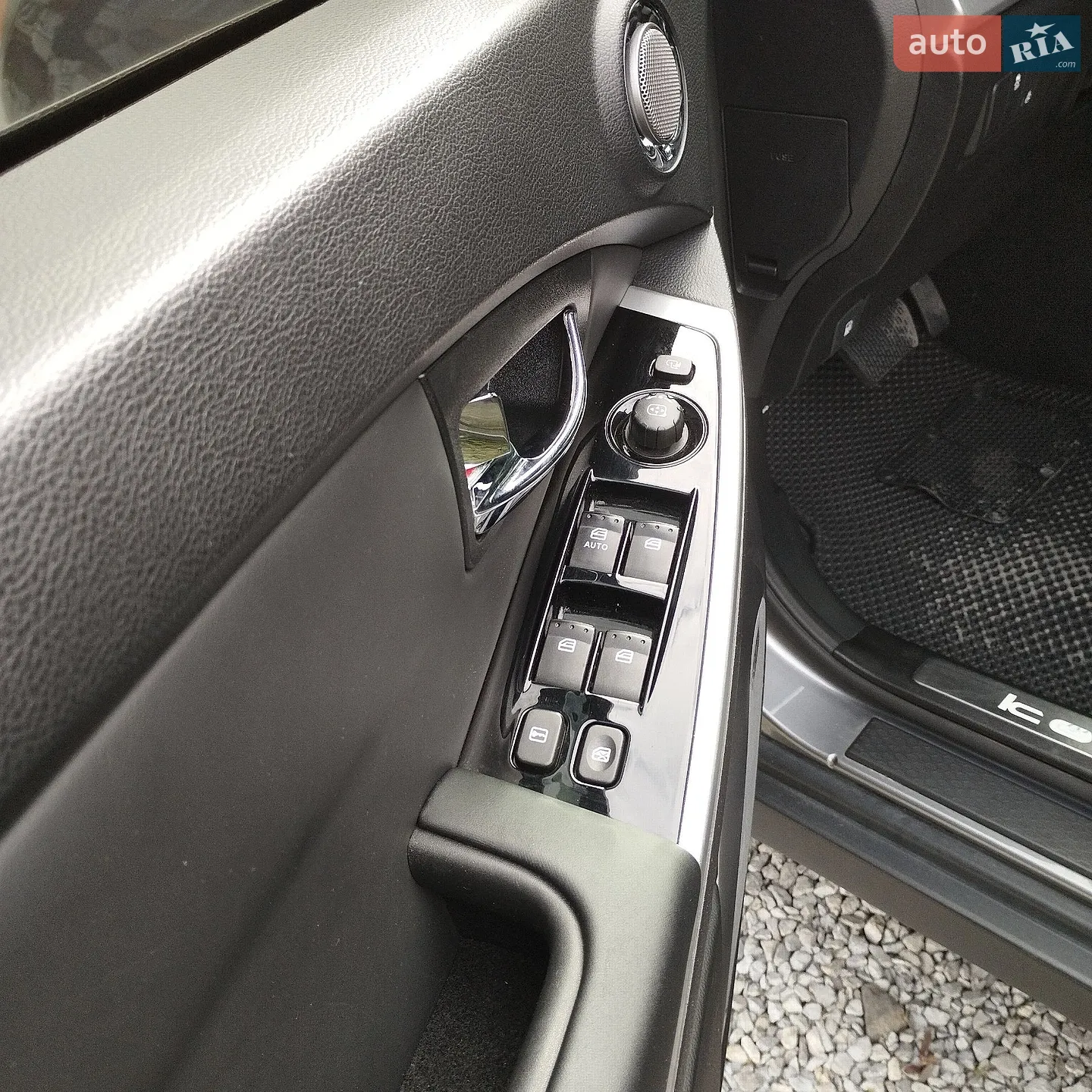 SsangYong Korando 2013 VIN KPBBH3AK1EP142197 фото оголошення 7 з 14